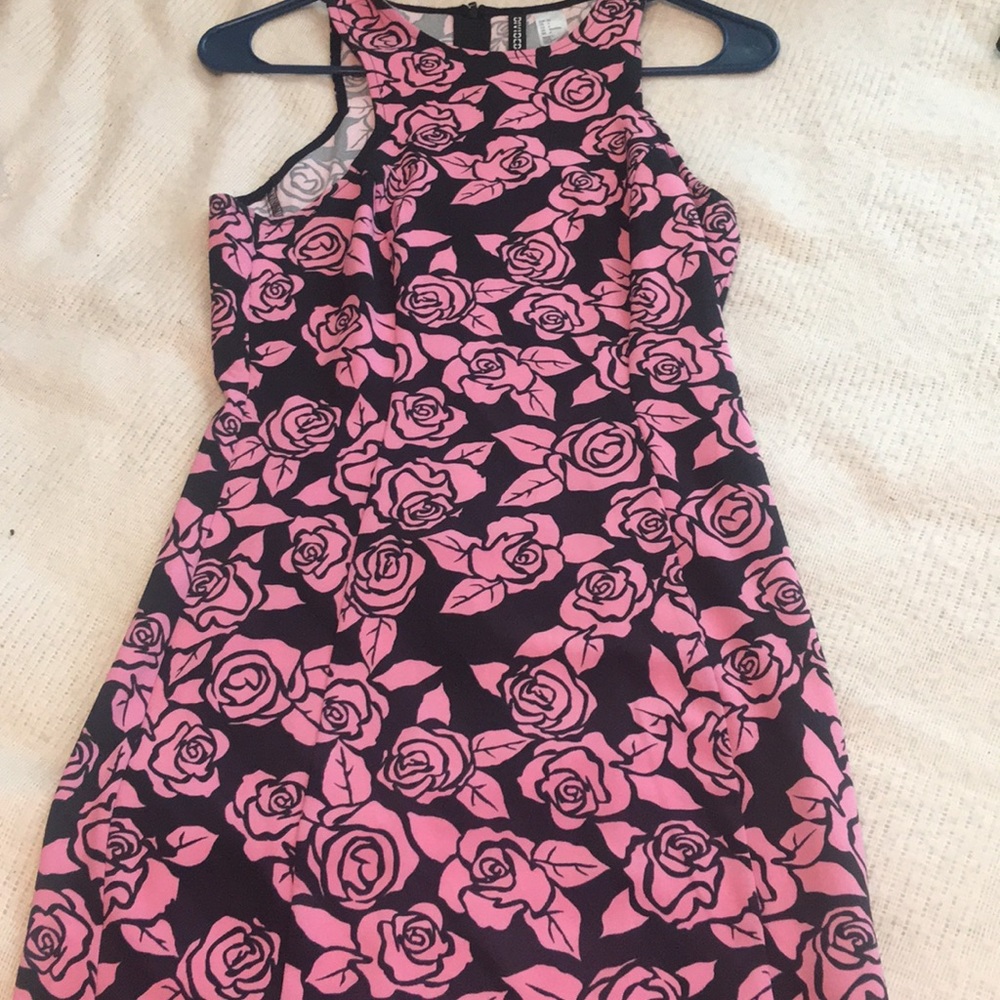 Floral , petite dress.